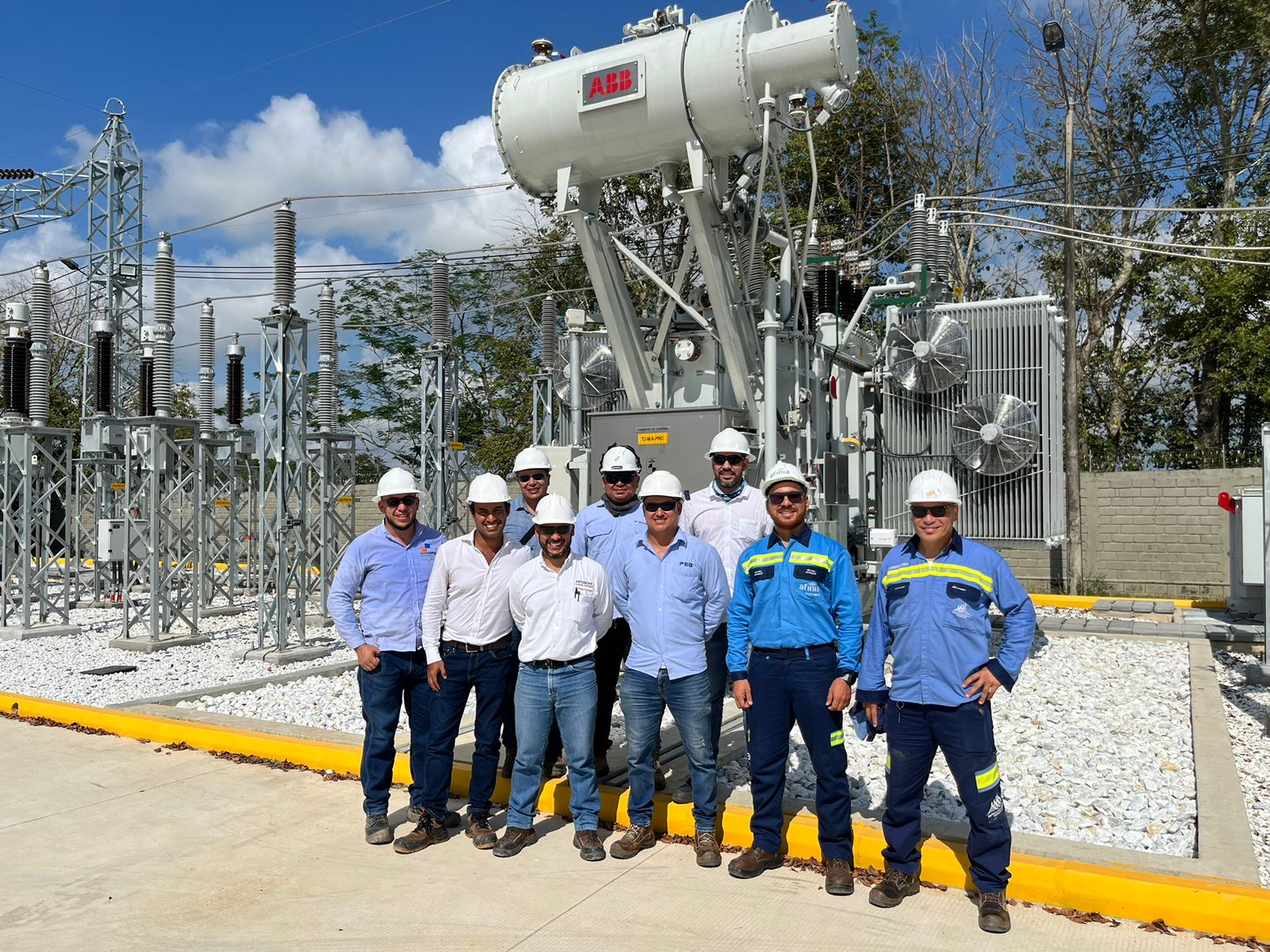EL COPEY - HITACHI